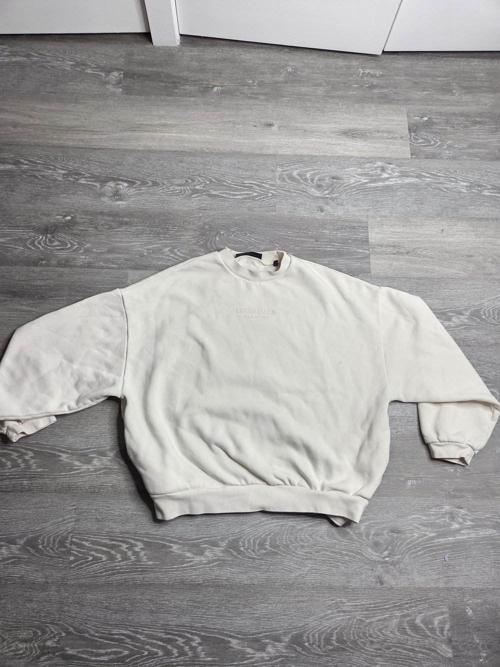 Fear of God Essentials White Crewneck Sweatshirt Men's Size Medium